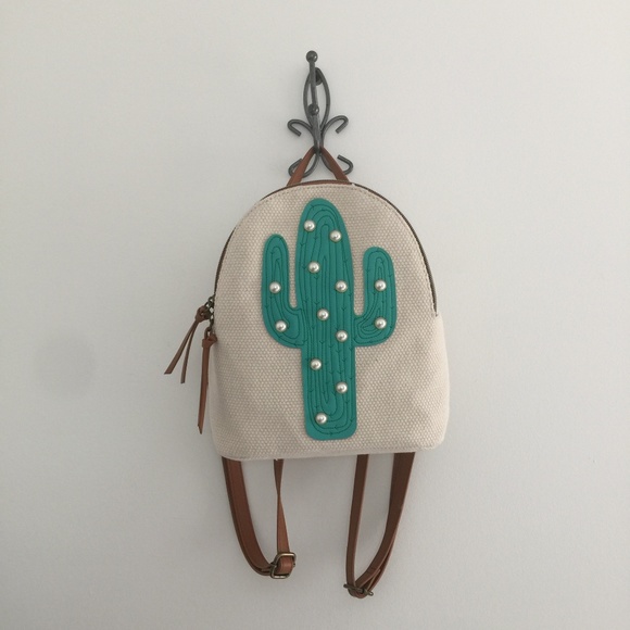 T-Shirt&Jeans Handbags - New T-Shirt & Jeans Canvas Back Pack with Cactus